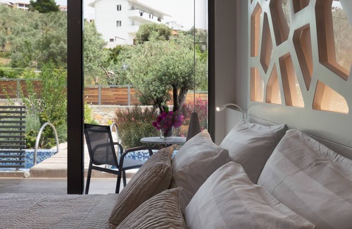 Skiathos Town Hotel | KB Ammos: Adults Only Retreat with Pool & Top Reviews