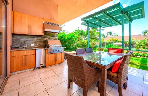 Honokowai Apartment | Oceanfront 3-Bedroom Retreat at KBM Resorts, Rated 9/10