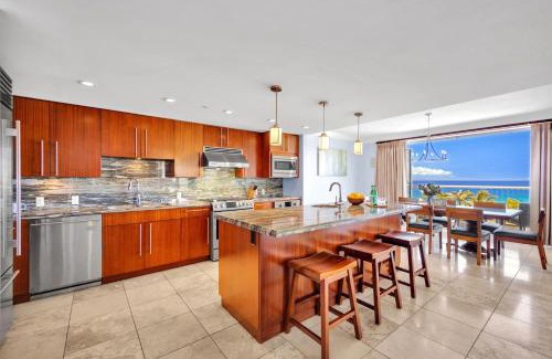 Honokowai Apartment | Oceanfront Retreat at KBM Resorts: Honua Kai Hokulani