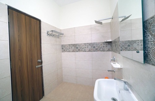 Mysore Cabin | Budget-Friendly KCG Residency: Family and Wheelchair Accessible