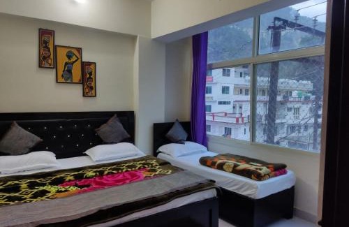 Pipalkoti Hotel | Budget-Friendly KDC Retreat: Pet & Child Friendly Stay