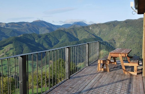 Kairuru House | Oceanfront Kea Ridge King Ensuite with Spa & Breakfast