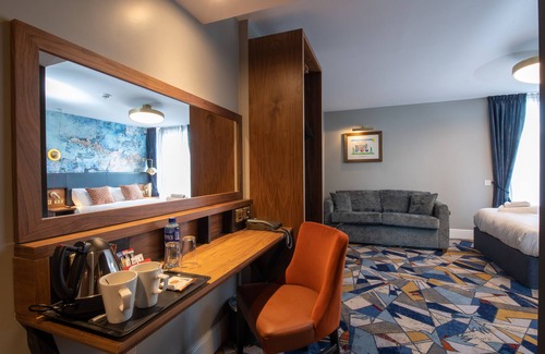 Portobello Hotel | Discover Keavans Port: 4-Star Stay with Spa & Dining