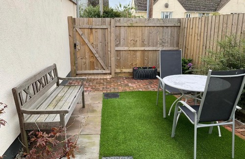 Whitstone Apartment | Discover Keel House: Guest Rated 9/10 for Your Stay