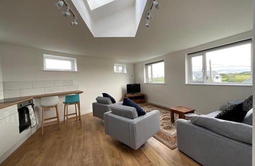 Whitstone Apartment | Discover Keel House: Guest Rated 9/10 for Your Stay