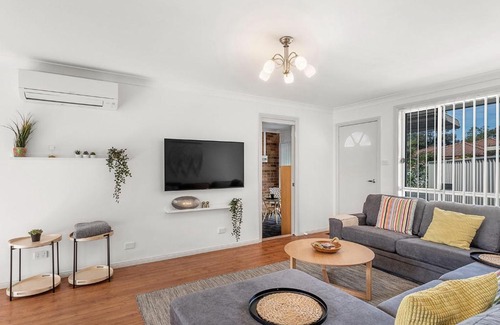 Salamander Bay House | Keel Street 3: Highly Rated Family-Friendly Getaway