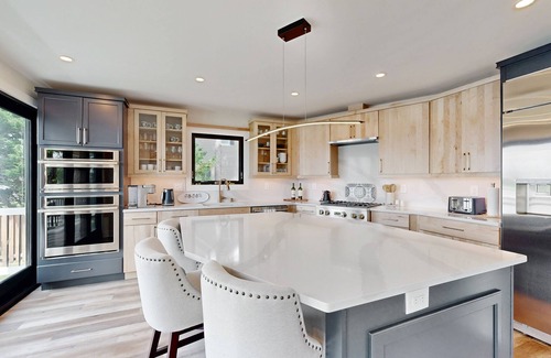 Keen-Wik On the Bay House | Keen-Wik on the Bay Spacious home w/community boat launch & dock.
