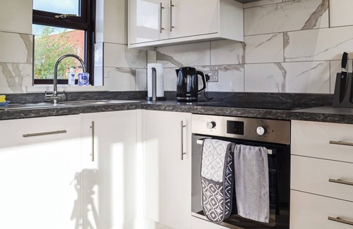Roughton Cottage | Ideal Location Near North Norfolk Coastline & Broads