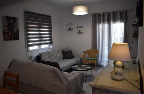 Kallikratia Apartment | Elegant Kefala Living - Top-Rated Child Friendly Retreat