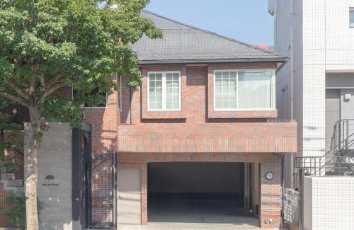 Chuo-ku Villa | KEGO Brick HOUSE