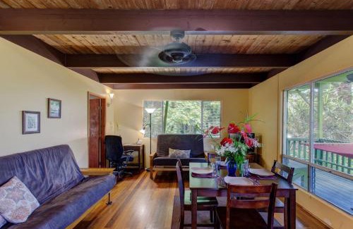 Kehena Beach Estates House | Experience Kehena Treetop Bungalow with Family-Friendly Amenities