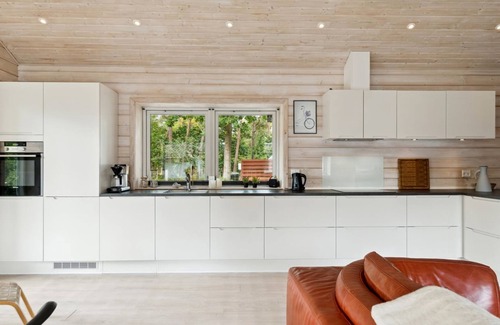 Knebel House | Oceanfront Escape at "Keijo" - Steps from the Beach