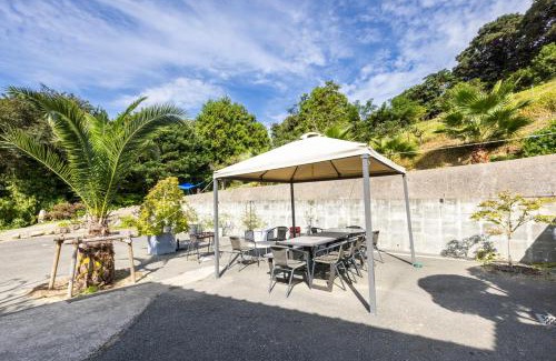 Nishi Ward Villa | Idyllic Keiko's Home: Oceanview Luxury with BBQ & More
