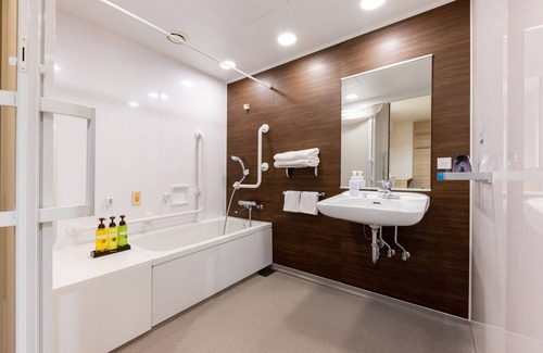 Kawasaki Hotel | Eco-Friendly Comfort at Keikyu Ex Inn Kawasaki Station