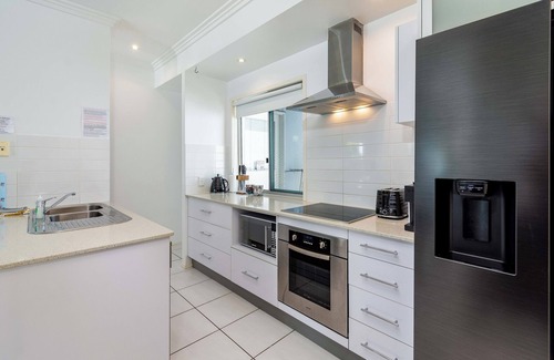Bellara Apartment | Keith's on Sylvan Beach: Oceanfront 2BR with Breathtaking Views