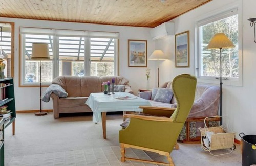 Trend House | Relaxing Oceanfront Retreat "Kel" Near the Inlet by Interhome