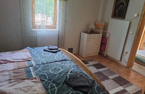 Deutsch Schuetzen-Eisenberg House | Exceptional Kellerstöckl Berta: Family-Friendly Retreat