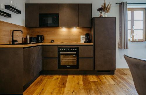 Deutsch Schuetzen-Eisenberg House | Unforgettable Stay at Kellerstöckl Huber in Eisenberg