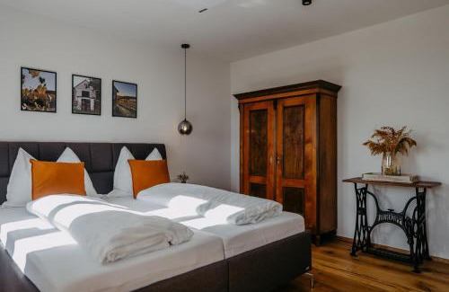 Deutsch Schuetzen-Eisenberg House | Unforgettable Stay at Kellerstöckl Huber in Eisenberg