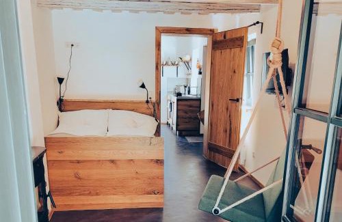Kohfidisch House | Discover Kellerstöckl am Berg - Family-Friendly Retreat