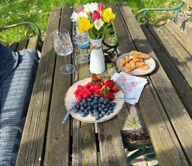 Straden Apartment | Romantic Retreat at Kellerstöckl am Rosenberg - 9/10 Rated