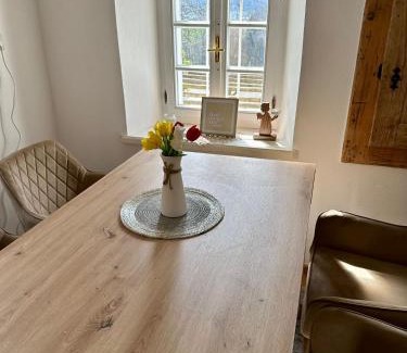 Straden Apartment | Romantic Retreat at Kellerstöckl am Rosenberg - 9/10 Rated