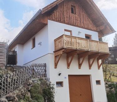 Gamlitz Apartment | Pet-Friendly Retreat at Ferienhaus Kranach 76 - Rated 9.4