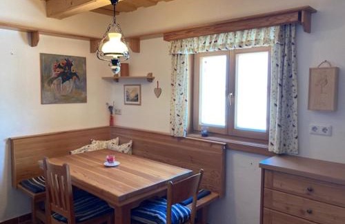 Eberau House | Inviting Kellerstöckl Postrumer: Family and Pet Friendly Stay