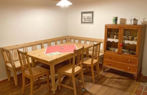 Eberau Apartment | Kid-Friendly Retreat at Kellerstöckl Weber, Rated 9.4/10