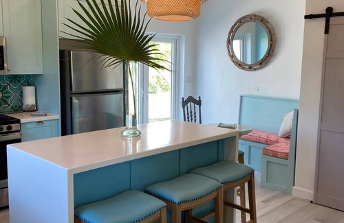 Dunmore Town House | Unforgettable Kelly Krest: Beachfront Bliss & Ocean Views