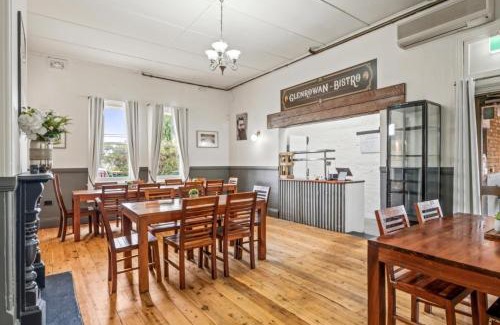 Aberdeen Hotel | Kellys Top Pub