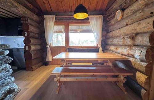 Yllasjarvi House | Ylläs View Retreat: Hot Tub and Family-Friendly Comfort