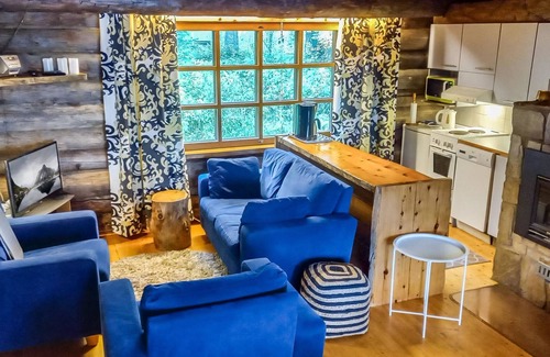 Tahkovuori House | Ocean View Retreat: Kelosyväri 17 by Interhome