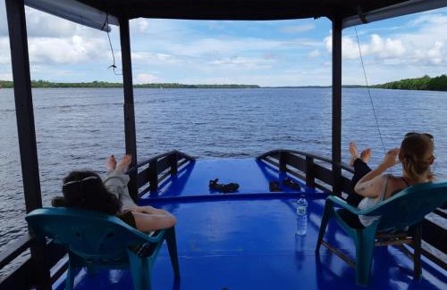 Kumai Boat Rental | Discover Kelotok Orangutan Tanjung Puting: Family-Friendly Stay