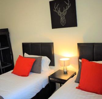 Grangemouth Apartment | Family-Friendly Kelpies Serviced Apartments in MacGregor