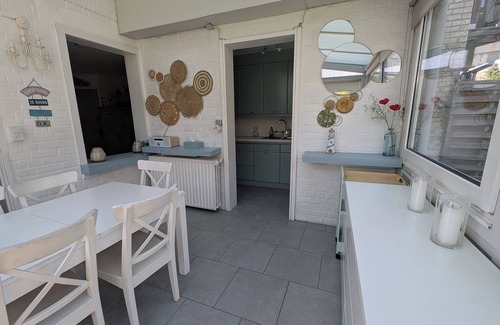De Panne House | Kelvenec: Family Home Near the Beach with Top Ratings
