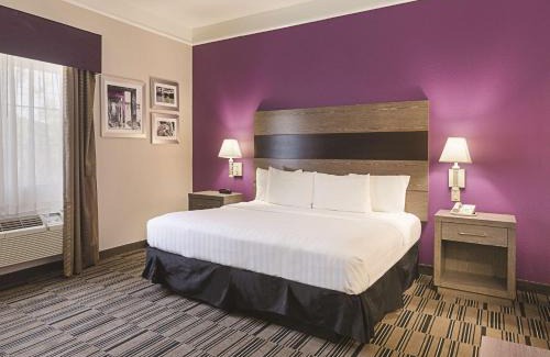 El Lago Hotel | Cozy Kemah Edgewater Hotel with Oceanfront Views