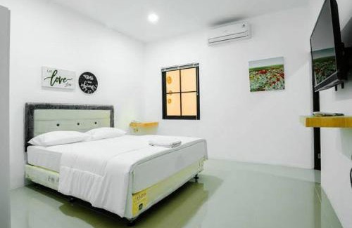 Bangka Hotel | Discover Kemang Eleven: Family-Friendly & Accessible Stay