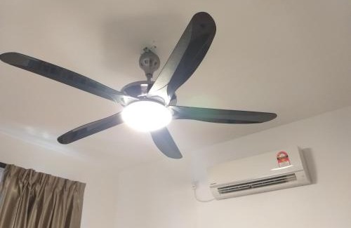Setia Tropika Apartment | Discover Kempas Indah: Family-Friendly Homestay Oasis