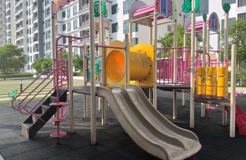 Setia Tropika Apartment | Discover Kempas Indah: Family-Friendly Homestay Oasis
