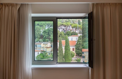 Portoroz Hotel | Elegant Kempinski Palace Portoroz with Oceanfront Amenities