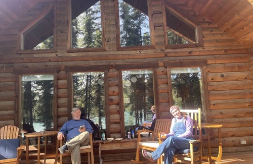 Sterling Cabin | Kenai Riverfront Log Cabin: Ideal for Fishing & Family Fun