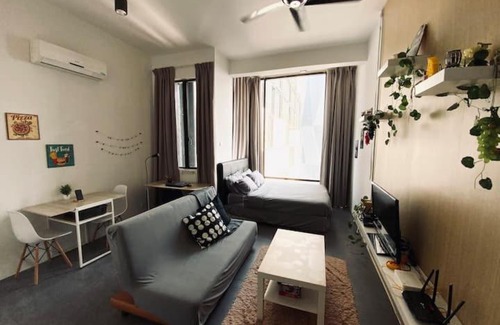 Cyberjaya Apartment | Relaxing Getaway at Kenanga Residence by KF's with Pool