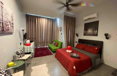 Cyberjaya Apartment | Relaxing Getaway at Kenanga Residence by KF's with Pool