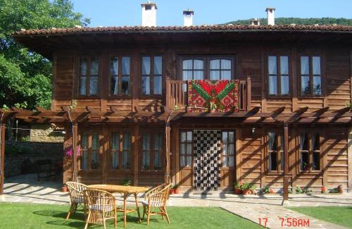 Zheravna House | Pet-Friendly Kenara Guest House with a 9/10 Review Score