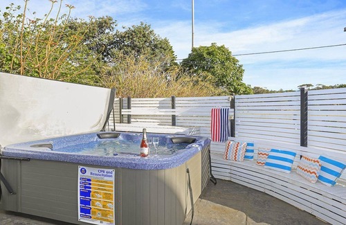Kiama Apartment | Family-Focused Kendalls Beach House with Pool & Spa