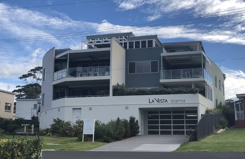 Kiama Apartment | Top-Rated Kendalls Beach: Steps from Ocean and Dining
