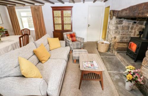 Kenfig House | Kenfig Farm: Family & Pet-Friendly Retreat with Great Reviews