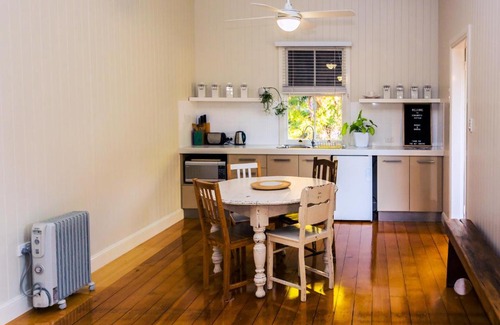 Barcaldine Apartment | Guest Rated 10/10: Kenilworth Cottage in Barcaldine