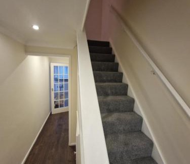 Rainham Bed & Breakfast | Family-Friendly Kenilworth Gardens: A Cozy Retreat
